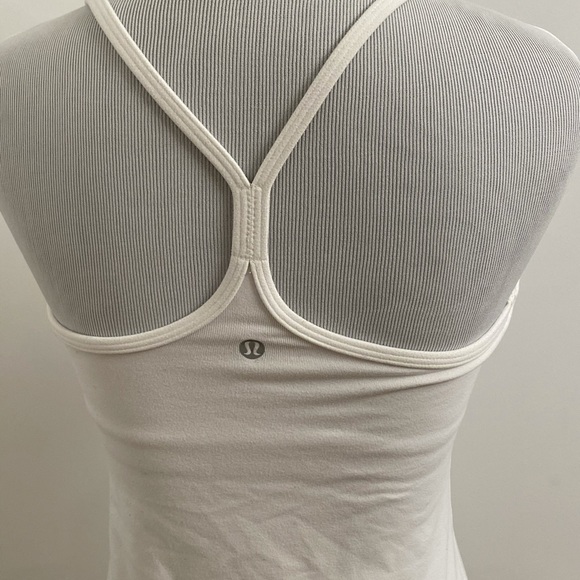 2 White and black Power Y Lion Activewear Tops - Picture 2 of 9